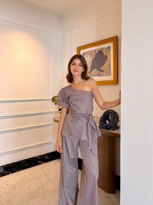 Pantalón Essenza Guinda